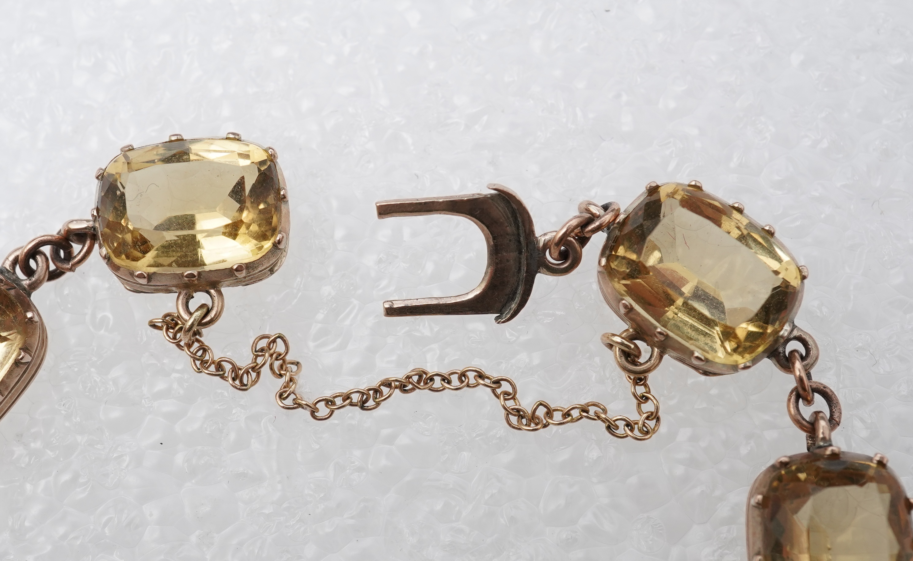 A Victorian citrine bracelet, 19th century